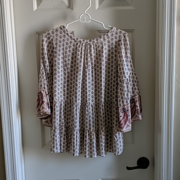 American Eagle Bell Sleeve Top - Picture 2 of 4